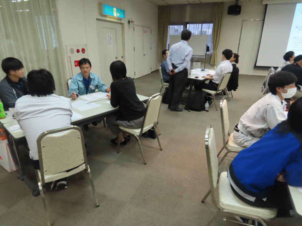 第18期共育塾第4講の様子